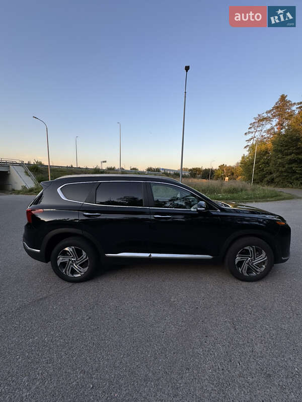 Внедорожник / Кроссовер Hyundai Santa FE 2023 в Киеве