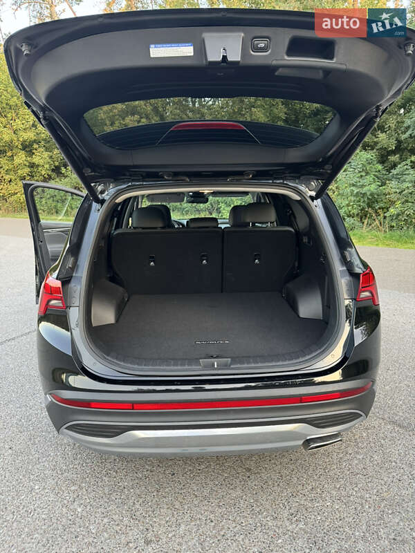 Внедорожник / Кроссовер Hyundai Santa FE 2023 в Киеве