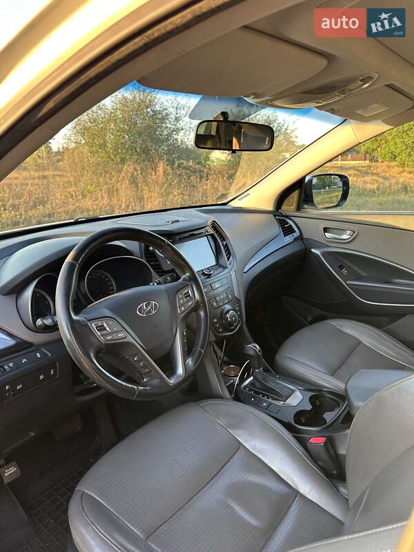 Внедорожник / Кроссовер Hyundai Santa FE 2013 в Киеве