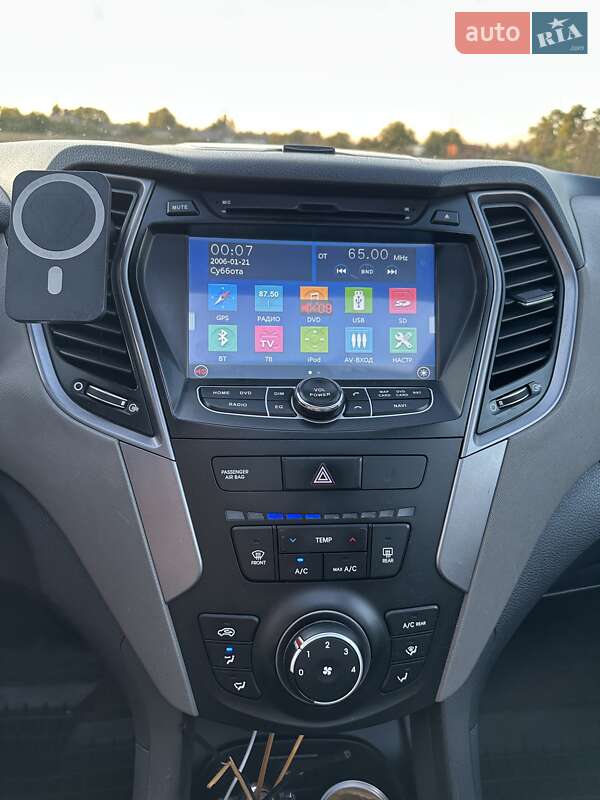 Внедорожник / Кроссовер Hyundai Santa FE 2013 в Киеве