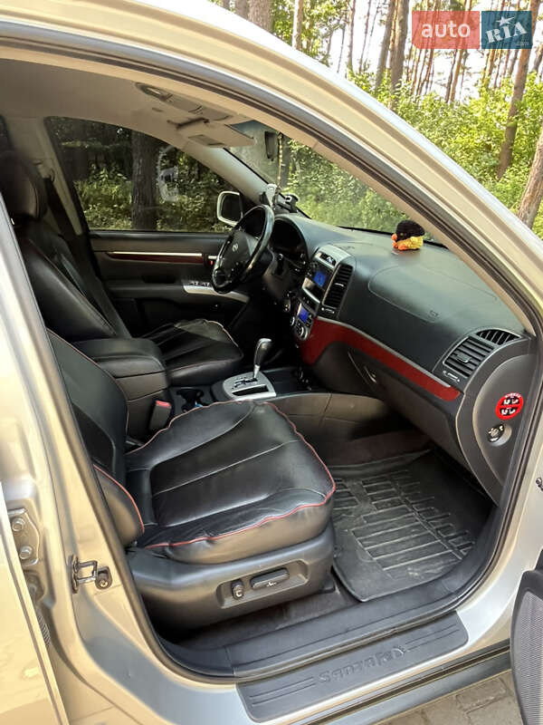 Позашляховик / Кросовер Hyundai Santa FE 2006 в Новояворівську