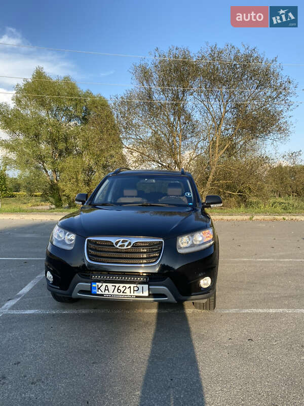 Позашляховик / Кросовер Hyundai Santa FE 2011 в Бучі