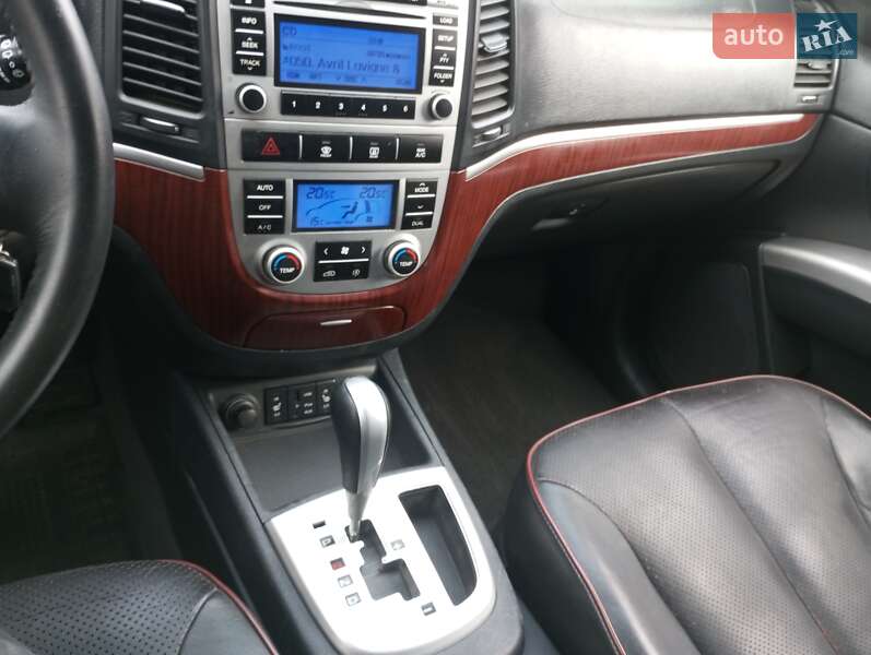 Позашляховик / Кросовер Hyundai Santa FE 2009 в Шепетівці