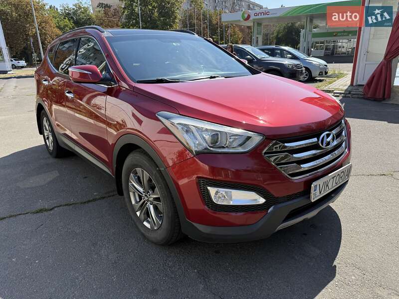 Позашляховик / Кросовер Hyundai Santa FE 2014 в Одесі