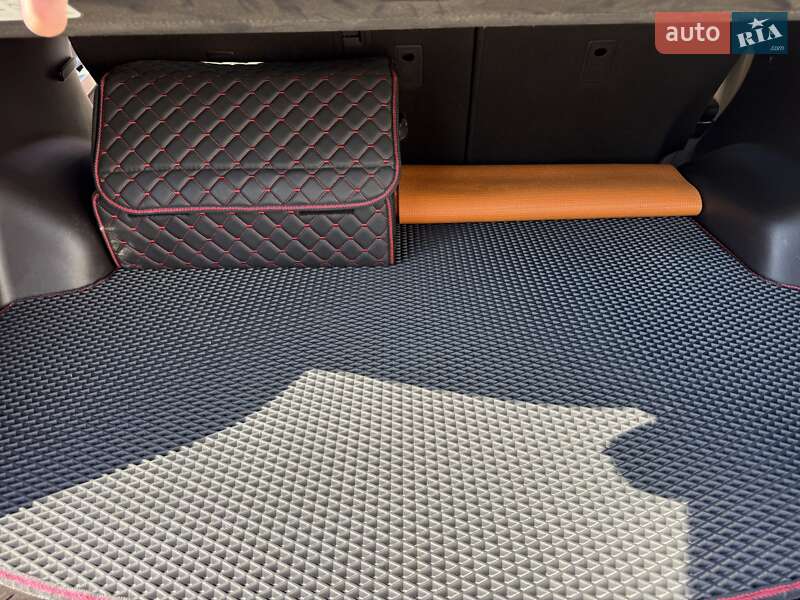 Позашляховик / Кросовер Hyundai Santa FE 2014 в Одесі