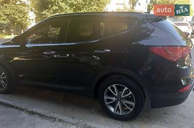 Внедорожник / Кроссовер Hyundai Santa FE 2014 в 