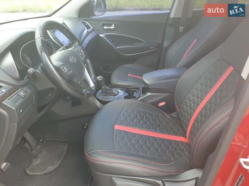 Позашляховик / Кросовер Hyundai Santa FE 2013 в Києві