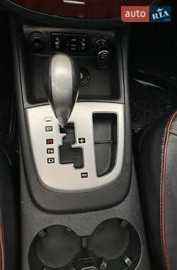 Внедорожник / Кроссовер Hyundai Santa FE 2009 в 