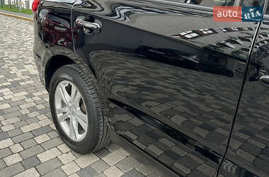 Внедорожник / Кроссовер Hyundai Santa FE 2010 в 