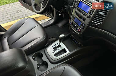 Внедорожник / Кроссовер Hyundai Santa FE 2010 в 