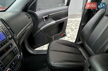 Внедорожник / Кроссовер Hyundai Santa FE 2010 в 