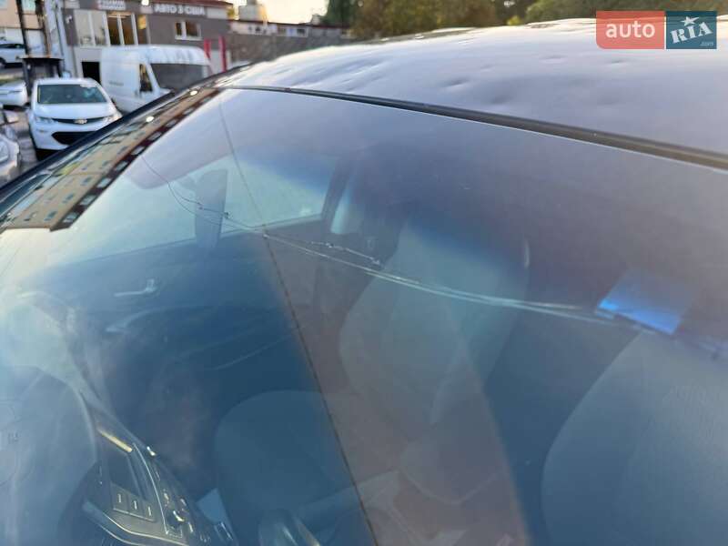 Позашляховик / Кросовер Hyundai Santa FE 2018 в Луцьку