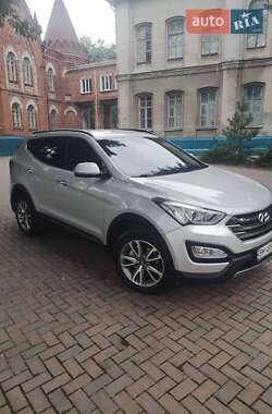 Внедорожник / Кроссовер Hyundai Santa FE 2014 в 