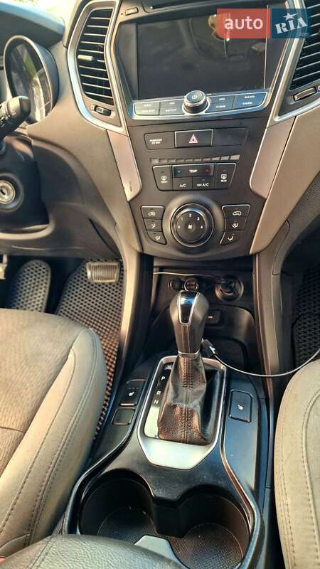 Внедорожник / Кроссовер Hyundai Santa FE 2012 в Тернополе фото 39 Внедорожник / Кроссовер Hyundai Santa FE 2012 в Тернополе