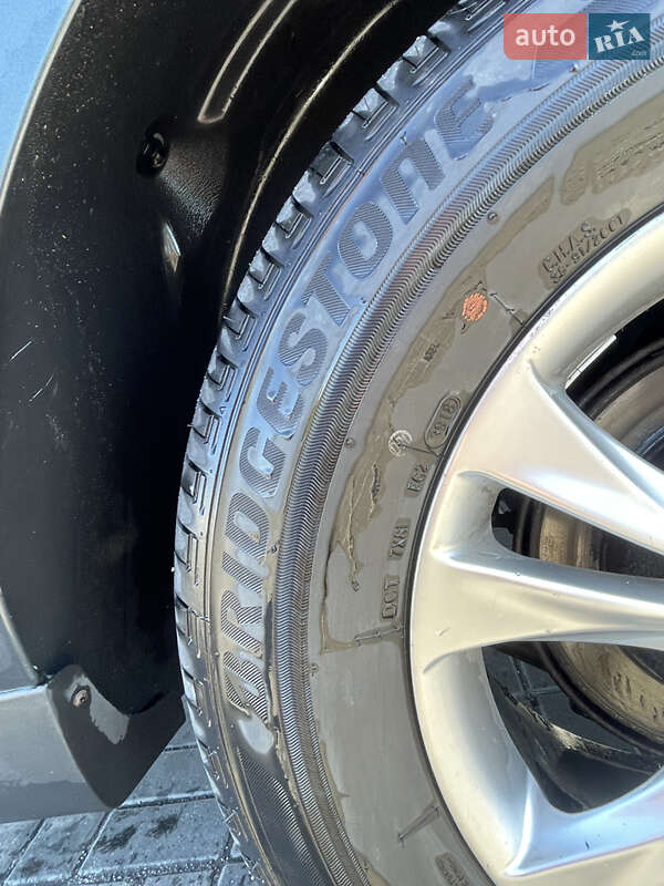 Внедорожник / Кроссовер Hyundai Santa FE 2011 в Днепре