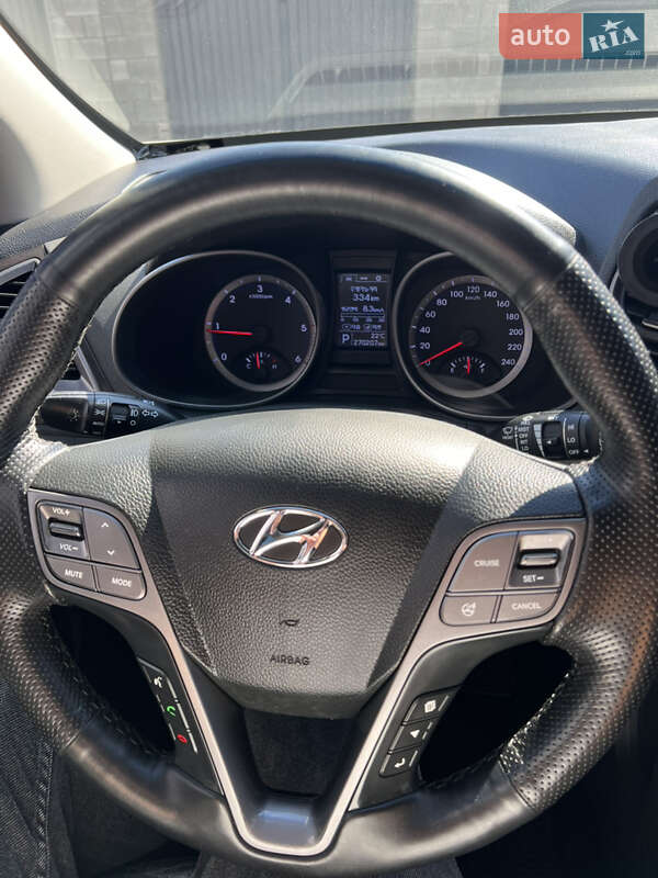 Позашляховик / Кросовер Hyundai Santa FE 2012 в Березному