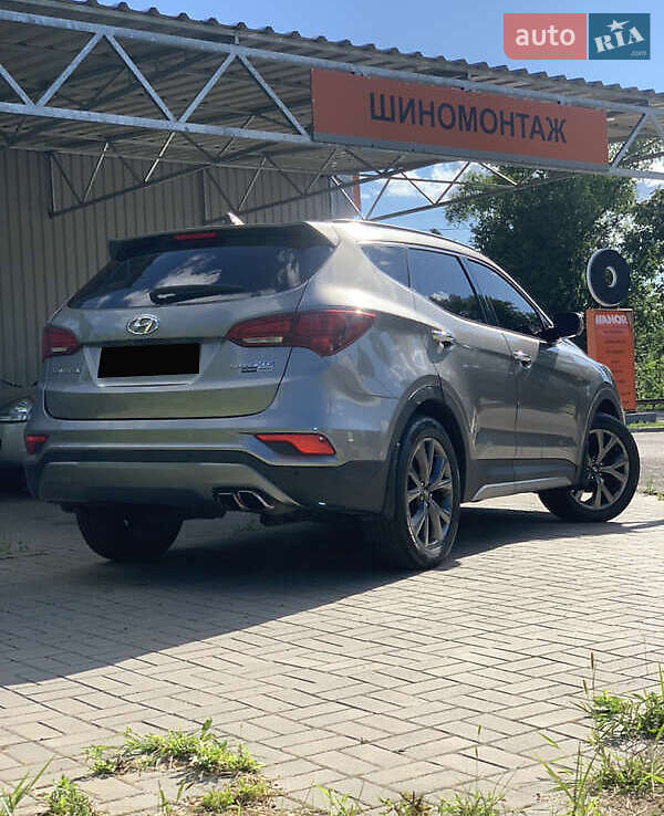 Позашляховик / Кросовер Hyundai Santa FE 2018 в Івано-Франківську