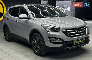 Внедорожник / Кроссовер Hyundai Santa FE 2015 в Черновцах