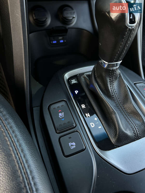 Внедорожник / Кроссовер Hyundai Santa FE 2015 в Черновцах фото 32 Внедорожник / Кроссовер Hyundai Santa FE 2015 в Черновцах