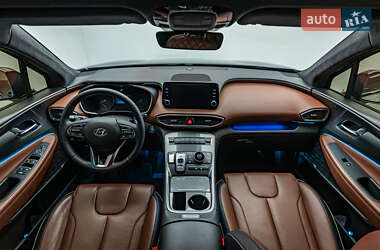 Внедорожник / Кроссовер Hyundai Santa FE 2021 в 