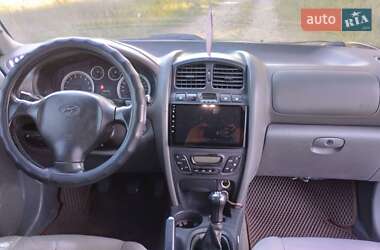 Минивэн Hyundai Santa FE 2005 в 