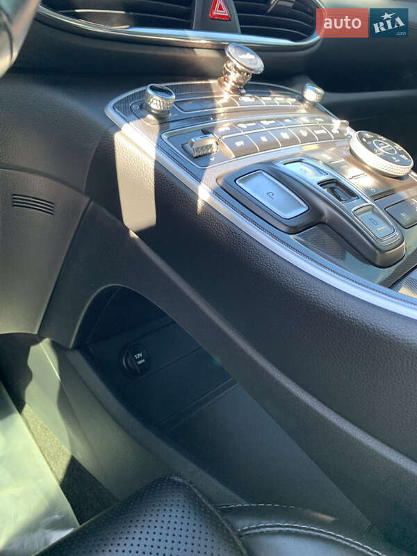 Позашляховик / Кросовер Hyundai Santa FE 2021 в Ірпені