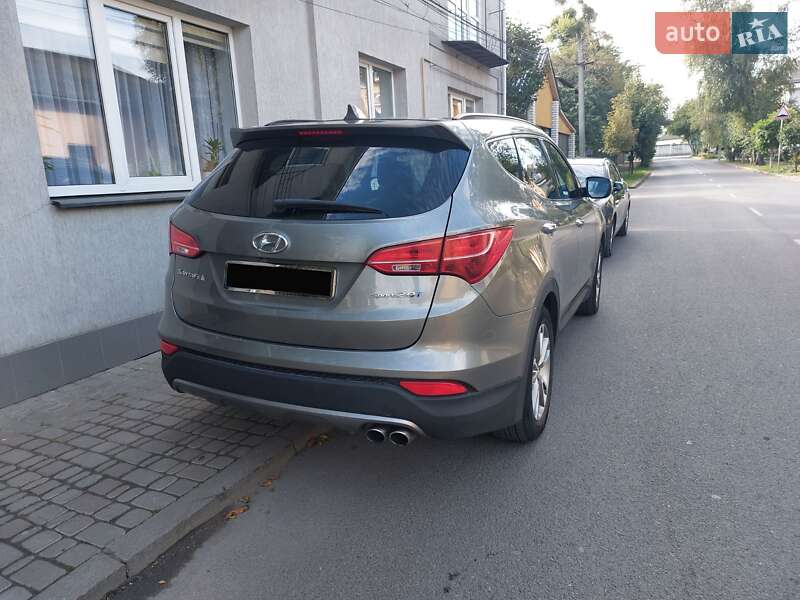 Позашляховик / Кросовер Hyundai Santa FE 2014 в Івано-Франківську