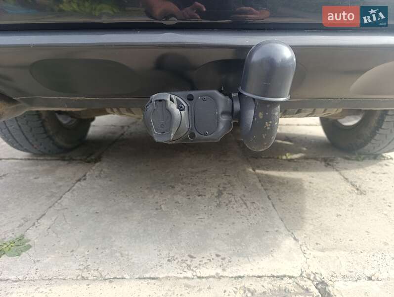 Позашляховик / Кросовер Hyundai Santa FE 2006 в Новоселиці