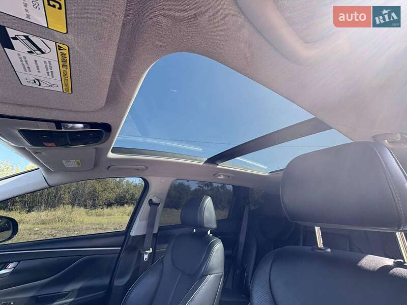 Внедорожник / Кроссовер Hyundai Santa FE 2022 в Черновцах