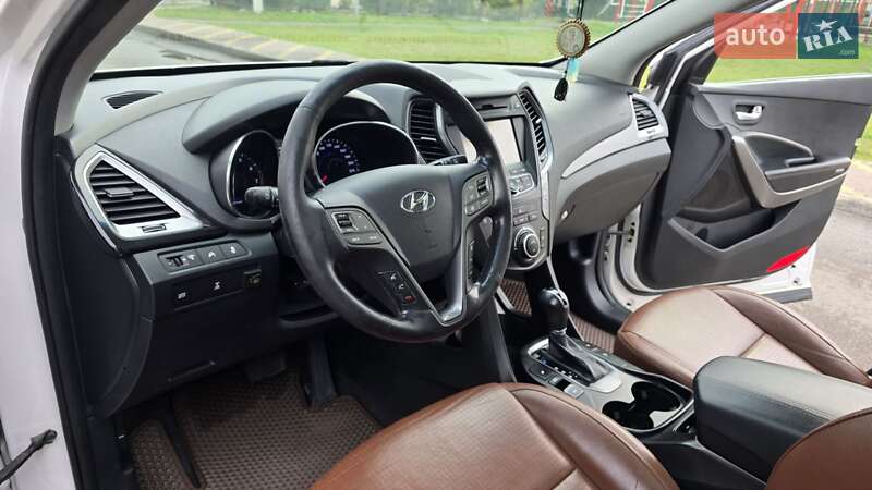 Позашляховик / Кросовер Hyundai Santa FE 2013 в Києві