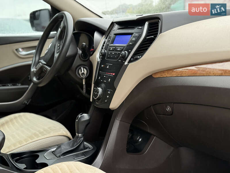 Позашляховик / Кросовер Hyundai Santa FE 2015 в Тернополі