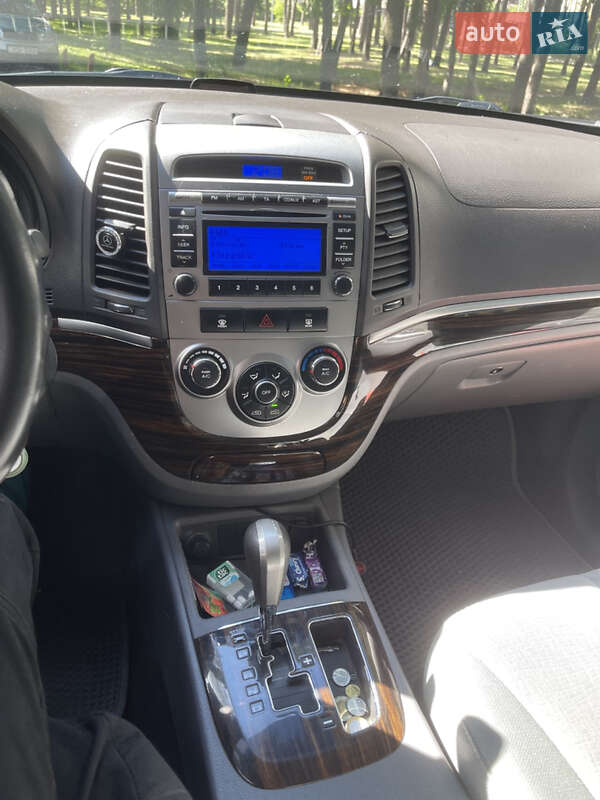 Позашляховик / Кросовер Hyundai Santa FE 2010 в Києві