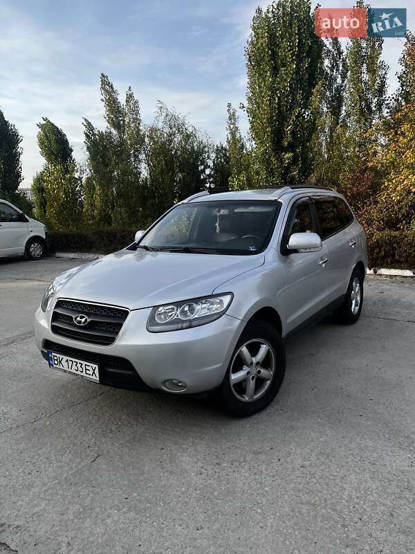 Внедорожник / Кроссовер Hyundai Santa FE 2009 в Вараше фото 2 Внедорожник / Кроссовер Hyundai Santa FE 2009 в Вараше