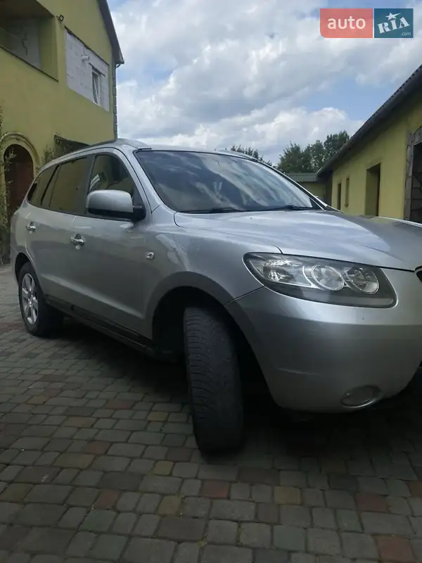 Hyundai Santa FE