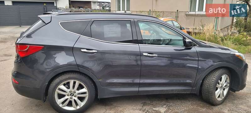 Позашляховик / Кросовер Hyundai Santa FE 2015 в Львові