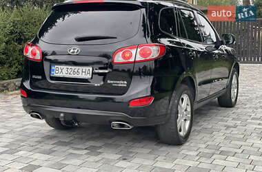 Внедорожник / Кроссовер Hyundai Santa FE 2011 в 