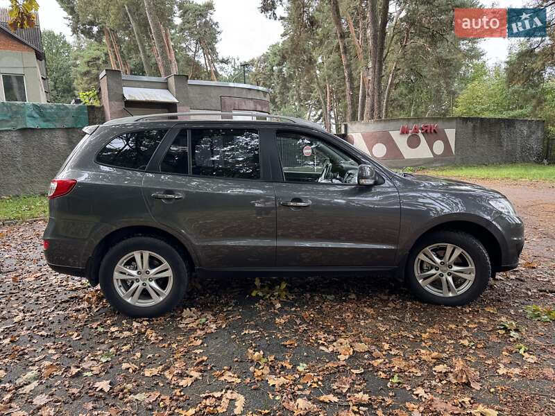 Позашляховик / Кросовер Hyundai Santa FE 2011 в Вінниці