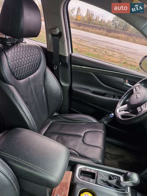 Внедорожник / Кроссовер Hyundai Santa FE 2018 в Смеле