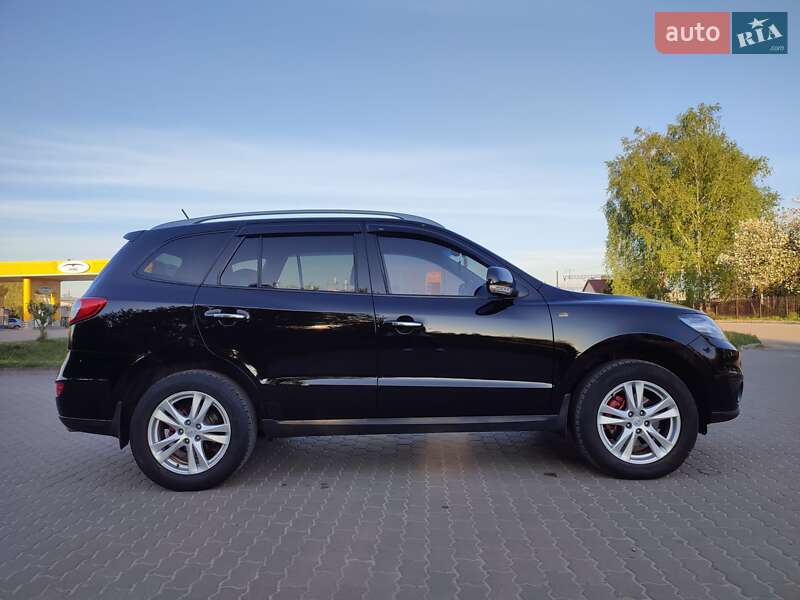 Позашляховик / Кросовер Hyundai Santa FE 2011 в Бродах