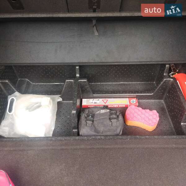 Позашляховик / Кросовер Hyundai Santa FE 2017 в Києві