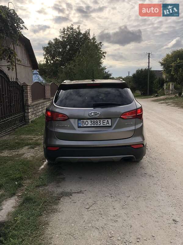 Внедорожник / Кроссовер Hyundai Santa FE 2015 в Тернополе фото 4 Внедорожник / Кроссовер Hyundai Santa FE 2015 в Тернополе