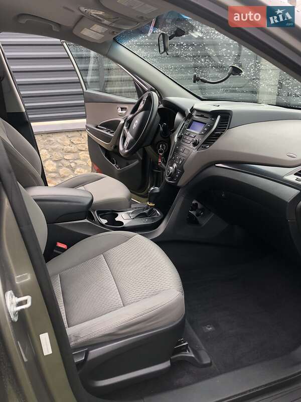Внедорожник / Кроссовер Hyundai Santa FE 2015 в Тернополе фото 9 Внедорожник / Кроссовер Hyundai Santa FE 2015 в Тернополе