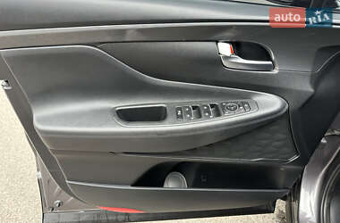 Внедорожник / Кроссовер Hyundai Santa FE 2020 в 