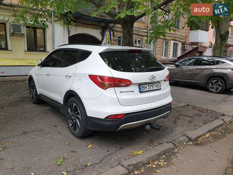Внедорожник / Кроссовер Hyundai Santa FE 2014 в Одессе