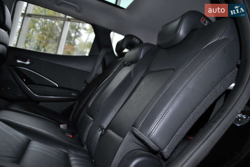 Позашляховик / Кросовер Hyundai Santa FE 2016 в Рівному фото 35 Позашляховик / Кросовер Hyundai Santa FE 2016 в Рівному