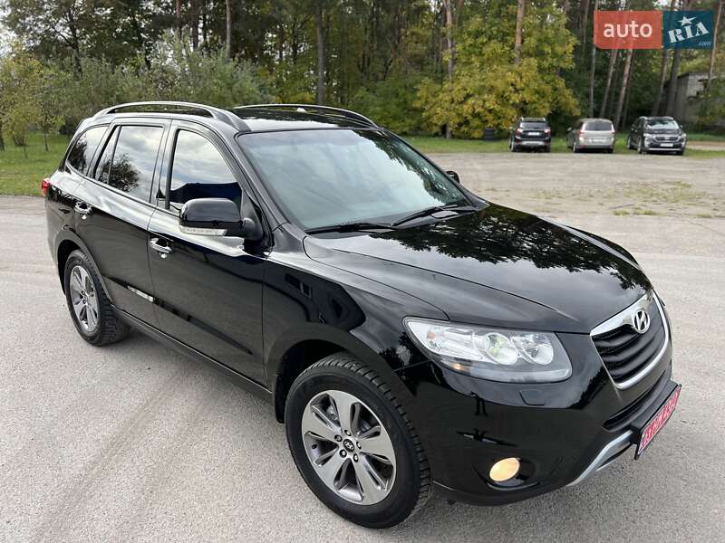 Внедорожник / Кроссовер Hyundai Santa FE 2012 в Радивилове