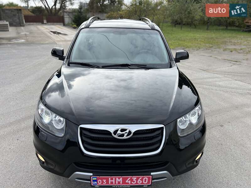 Внедорожник / Кроссовер Hyundai Santa FE 2012 в Радивилове