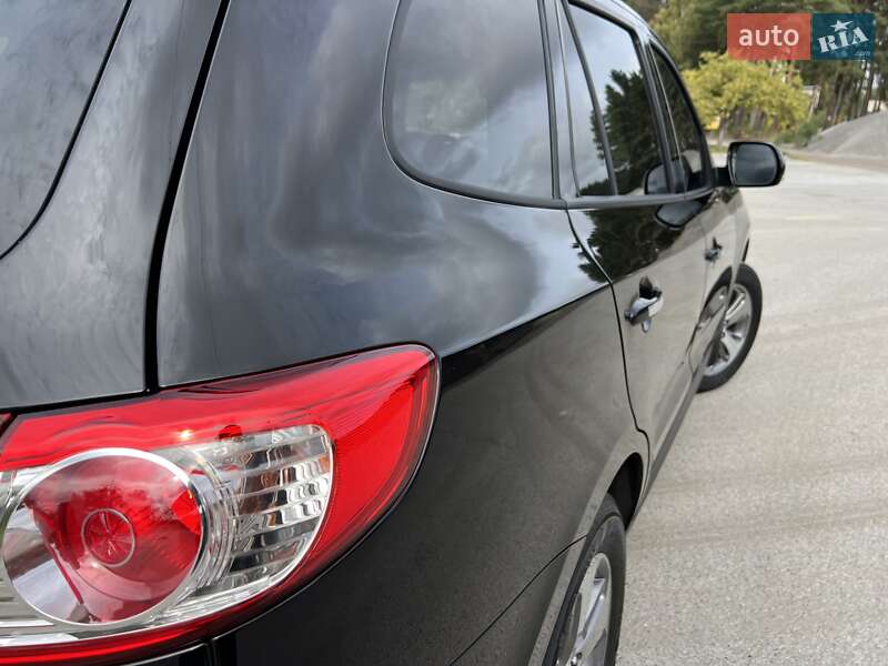 Внедорожник / Кроссовер Hyundai Santa FE 2012 в Радивилове