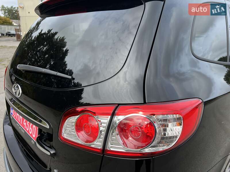 Внедорожник / Кроссовер Hyundai Santa FE 2012 в Радивилове