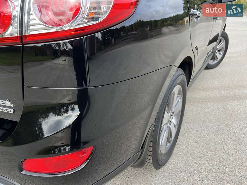 Внедорожник / Кроссовер Hyundai Santa FE 2012 в Радивилове